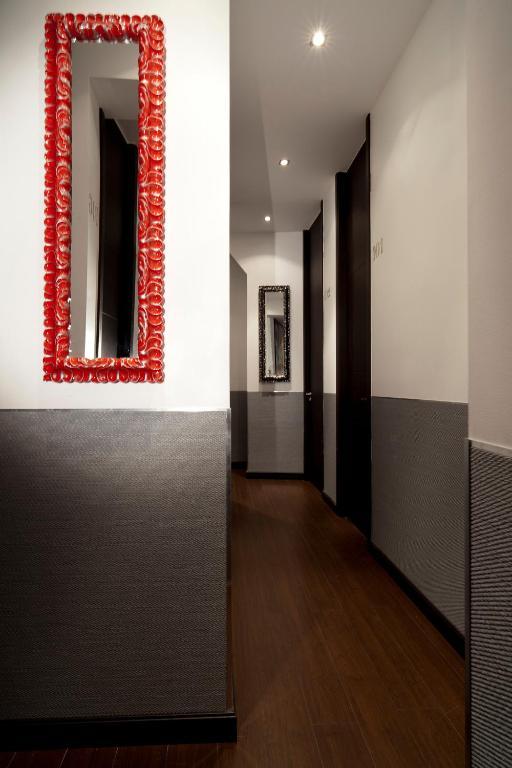 Thc Latina Hostel Madryt Zewnętrze zdjęcie